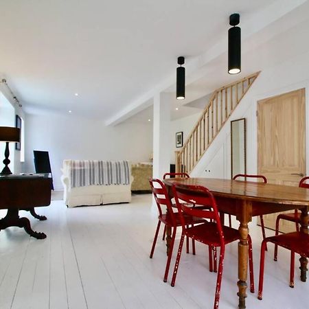 Betern Place By Air Premier Villa Seaford Exterior photo
